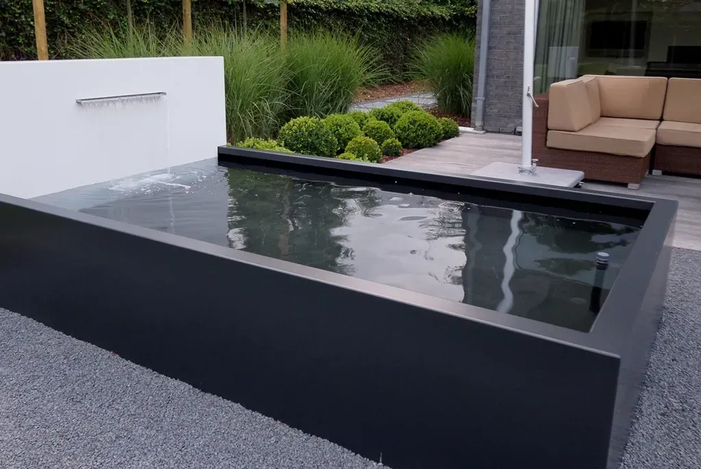 oczko wodne w ogrodzie